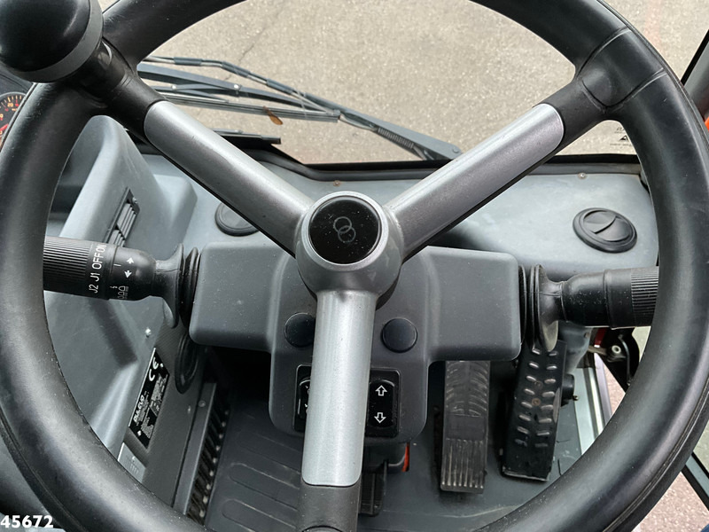 Barredora vial Dulevo 6000T Euro 6 met 3-e borstel: foto 19 Barredora vial Dulevo 6000T Euro 6 met 3-e borstel: foto 19