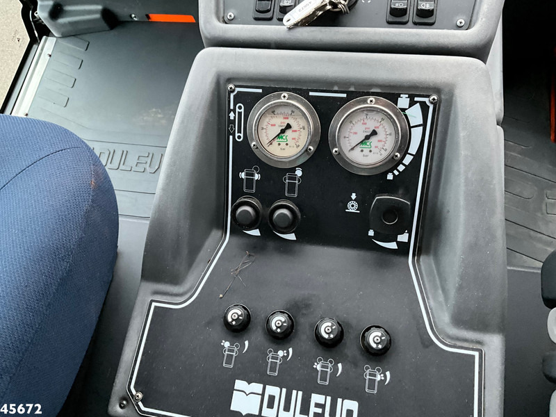 Barredora vial Dulevo 6000T Euro 6 met 3-e borstel: foto 18 Barredora vial Dulevo 6000T Euro 6 met 3-e borstel: foto 18