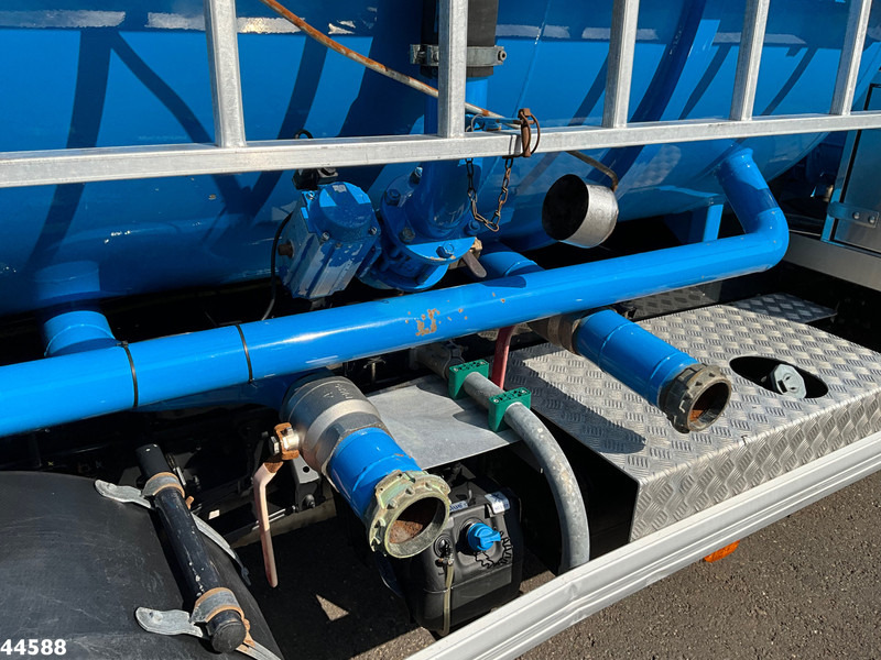 Limpieza de alcantarillado FUSO Canter 9C18 Euro 6 Simon Moos 6m³ Combi kolkenzuiger: foto 10 Limpieza de alcantarillado FUSO Canter 9C18 Euro 6 Simon Moos 6m³ Combi kolkenzuiger: foto 10