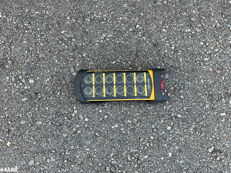 Limpieza de alcantarillado FUSO Canter 9C18 Euro 6 Simon Moos 6m³ Combi kolkenzuiger: foto 14 Limpieza de alcantarillado FUSO Canter 9C18 Euro 6 Simon Moos 6m³ Combi kolkenzuiger: foto 14