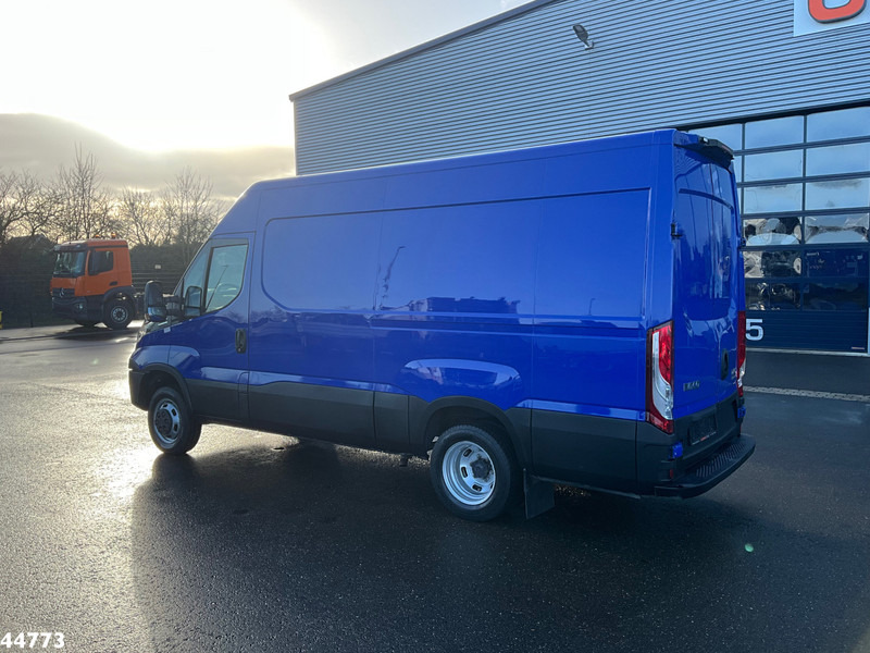 Iveco Daily 35C18 RIONED hogedrukwater installatie - Limpieza de alcantarillado: foto 3 Iveco Daily 35C18 RIONED hogedrukwater installatie - Limpieza de alcantarillado: foto 3