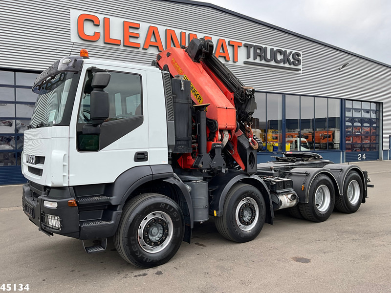 Iveco Stralis AD410T44 8x4 Palfinger 44 Tonmeter laadkraan + Fly-Jib Just 222.398 km! - Camión grúa: foto 4 Iveco Stralis AD410T44 8x4 Palfinger 44 Tonmeter laadkraan + Fly-Jib Just 222.398 km! - Camión grúa: foto 4