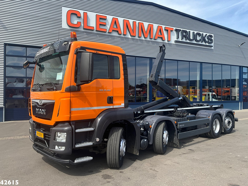 MAN TGS 35.360 8x2 Euro 6 VDL 30 Ton haakarmsysteem - Camión multibasculante: foto 1 MAN TGS 35.360 8x2 Euro 6 VDL 30 Ton haakarmsysteem - Camión multibasculante: foto 1