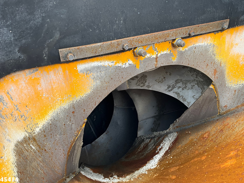 Camión hormigonera MAN TGS 35.440 10x4 Schwing Stetter 9m³ betonmixer: foto 14 Camión hormigonera MAN TGS 35.440 10x4 Schwing Stetter 9m³ betonmixer: foto 14