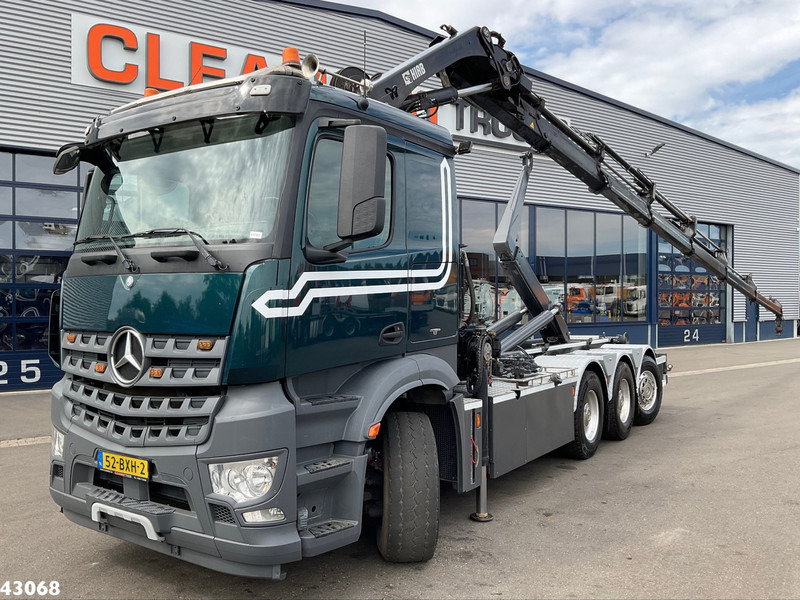 Mercedes-Benz Arocs 3251 8x4 Euro 6 Hiab 28 Tonmeter laadkraan - Camión multibasculante, Camión grúa: foto 1 Mercedes-Benz Arocs 3251 8x4 Euro 6 Hiab 28 Tonmeter laadkraan - Camión multibasculante, Camión grúa: foto 1