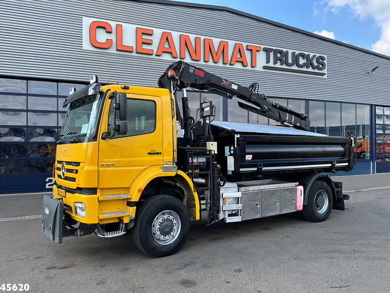 Mercedes-Benz Axor 2124 AK 4x4 Hiab 12 Tonmeter laadkraan Just 208.719 km! - Camión volquete, Camión grúa: foto 3 Mercedes-Benz Axor 2124 AK 4x4 Hiab 12 Tonmeter laadkraan Just 208.719 km! - Camión volquete, Camión grúa: foto 3