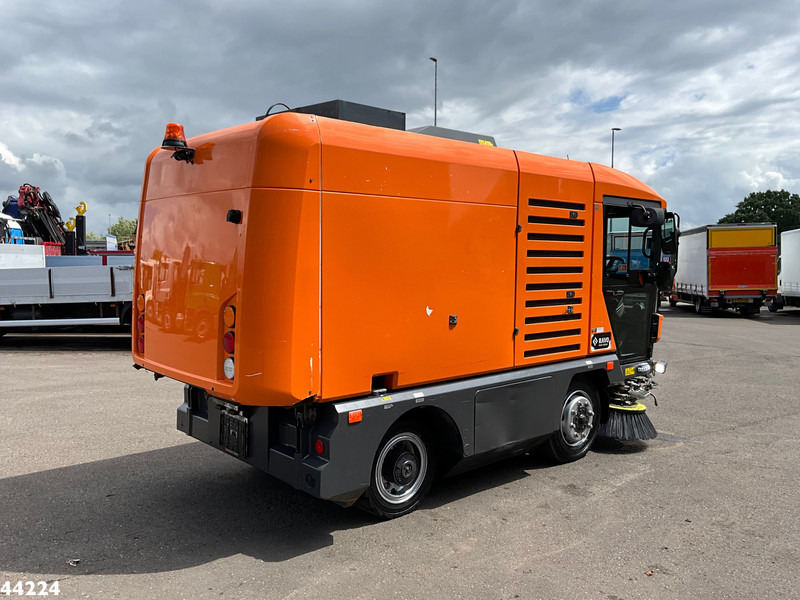 Ravo 540 Euro 6 - Barredora vial: foto 4 Ravo 540 Euro 6 - Barredora vial: foto 4