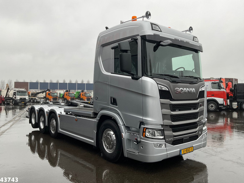 Scania R770 V8 8x2 Euro 6 Retarder Hyvalift 26 Ton NEW AND UNUSED! - Camión multibasculante: foto 3 Scania R770 V8 8x2 Euro 6 Retarder Hyvalift 26 Ton NEW AND UNUSED! - Camión multibasculante: foto 3