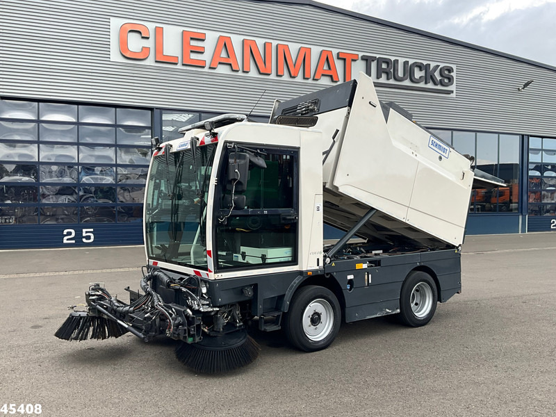Schmidt Cleango 500 Compact Euro 6 with 3-rd brush - Barredora vial: foto 1 Schmidt Cleango 500 Compact Euro 6 with 3-rd brush - Barredora vial: foto 1