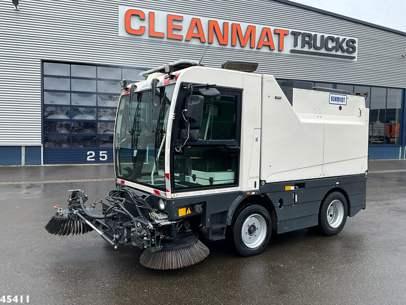 Schmidt Cleango 500 Compact Euro 6 with 3-rd brush - Barredora vial: foto 2 Schmidt Cleango 500 Compact Euro 6 with 3-rd brush - Barredora vial: foto 2
