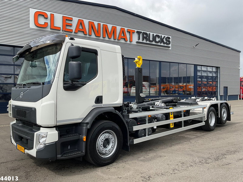 Volvo FE 350 6x2 Hyvalift 26 Ton haakarmsysteem NEW AND UNUSED! - Camión multibasculante: foto 2 Volvo FE 350 6x2 Hyvalift 26 Ton haakarmsysteem NEW AND UNUSED! - Camión multibasculante: foto 2