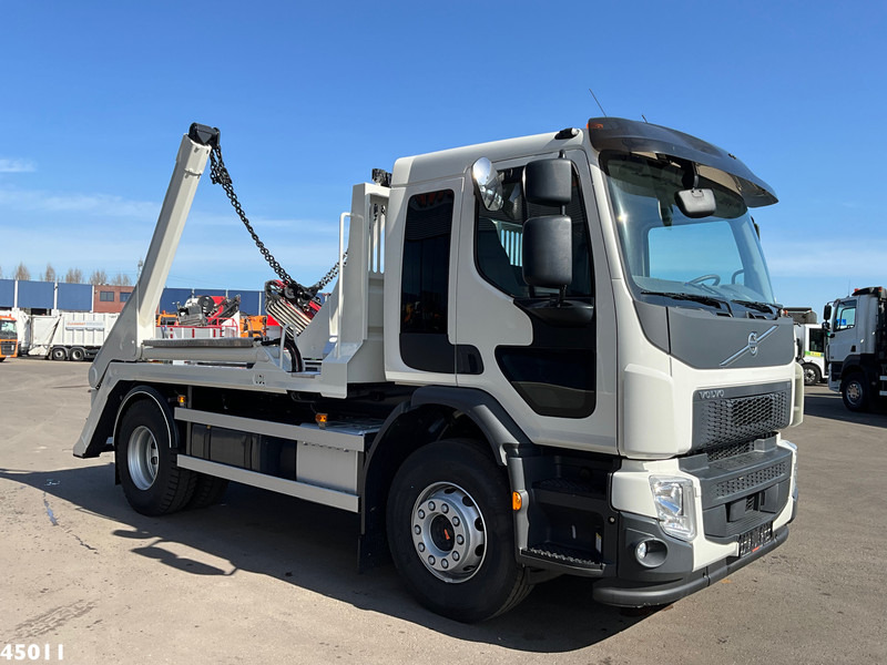 Volvo FE 350 VDL 13 Ton portaalarmsysteem - Camión portacontenedor de cadenas: foto 2 Volvo FE 350 VDL 13 Ton portaalarmsysteem - Camión portacontenedor de cadenas: foto 2