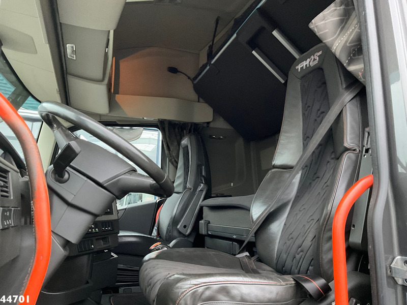 Camión grúa Volvo FH 540 8x4 Euro 6 Hiab 37 Tonmeter laadkraan: foto 14