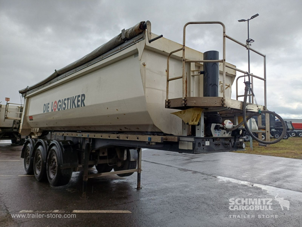 LANGENDORF Auflieger Kipper Stahlrundmulde 24m³ - Semirremolque volquete: foto 1 LANGENDORF Auflieger Kipper Stahlrundmulde 24m³ - Semirremolque volquete: foto 1