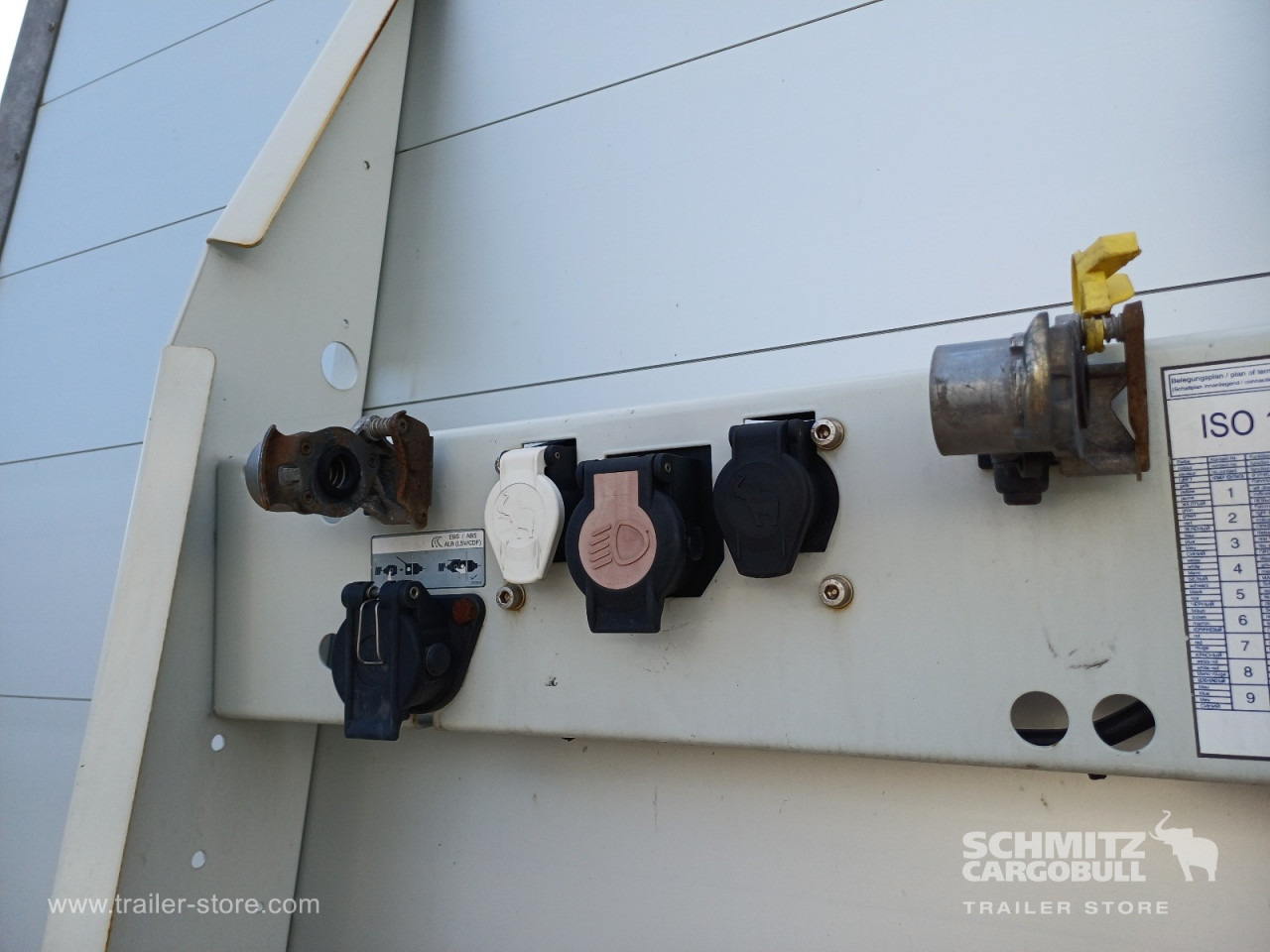 SCHMITZ Auflieger Curtainsider Mega - Semirremolque lona: foto 2 SCHMITZ Auflieger Curtainsider Mega - Semirremolque lona: foto 2