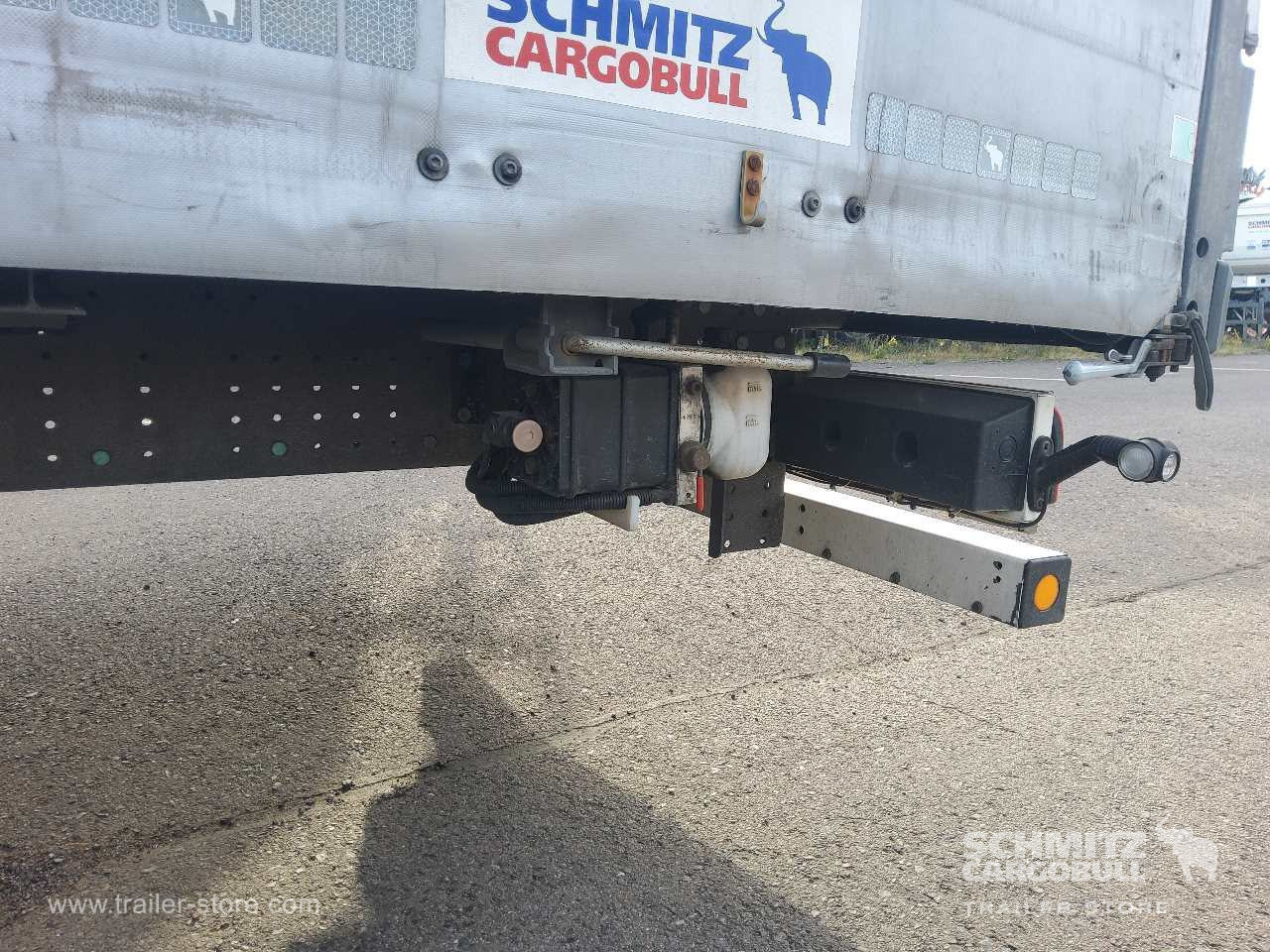 SCHMITZ Auflieger Curtainsider Mega - Semirremolque lona: foto 4 SCHMITZ Auflieger Curtainsider Mega - Semirremolque lona: foto 4