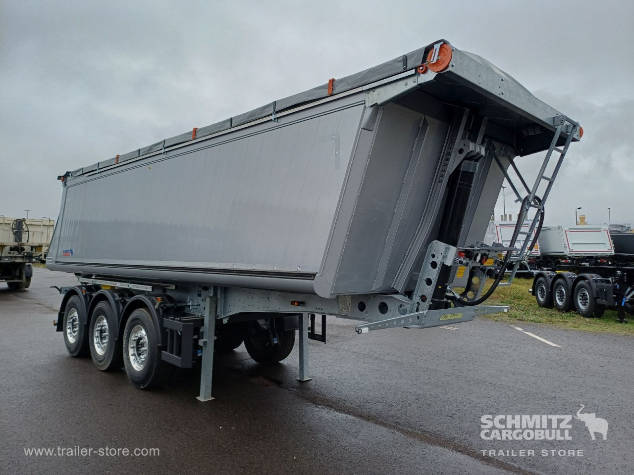 SCHMITZ Auflieger Kipper Alukastenmulde 29m³ - Semirremolque volquete: foto 1 SCHMITZ Auflieger Kipper Alukastenmulde 29m³ - Semirremolque volquete: foto 1