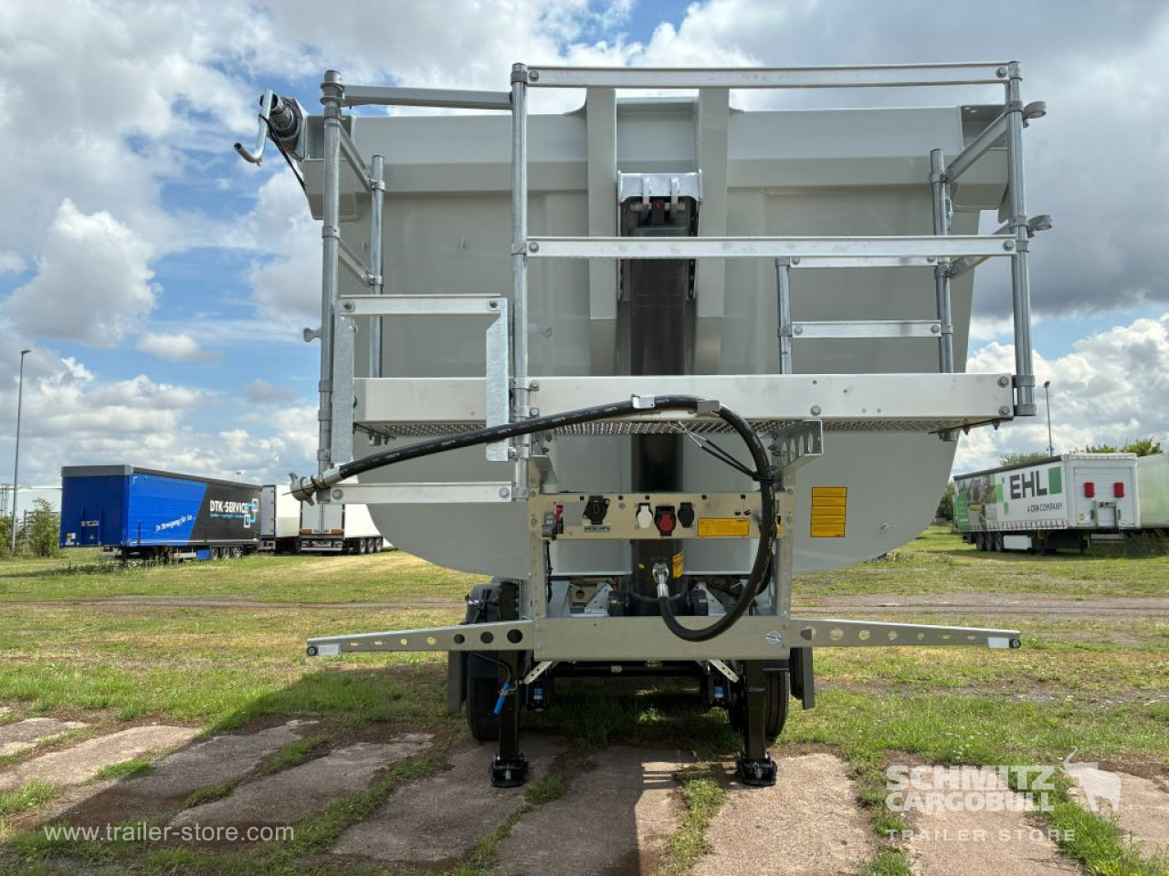 Semirremolque volquete nuevo SCHMITZ Auflieger Kipper Stahlrundmulde 29m³: foto 7 Semirremolque volquete nuevo SCHMITZ Auflieger Kipper Stahlrundmulde 29m³: foto 7