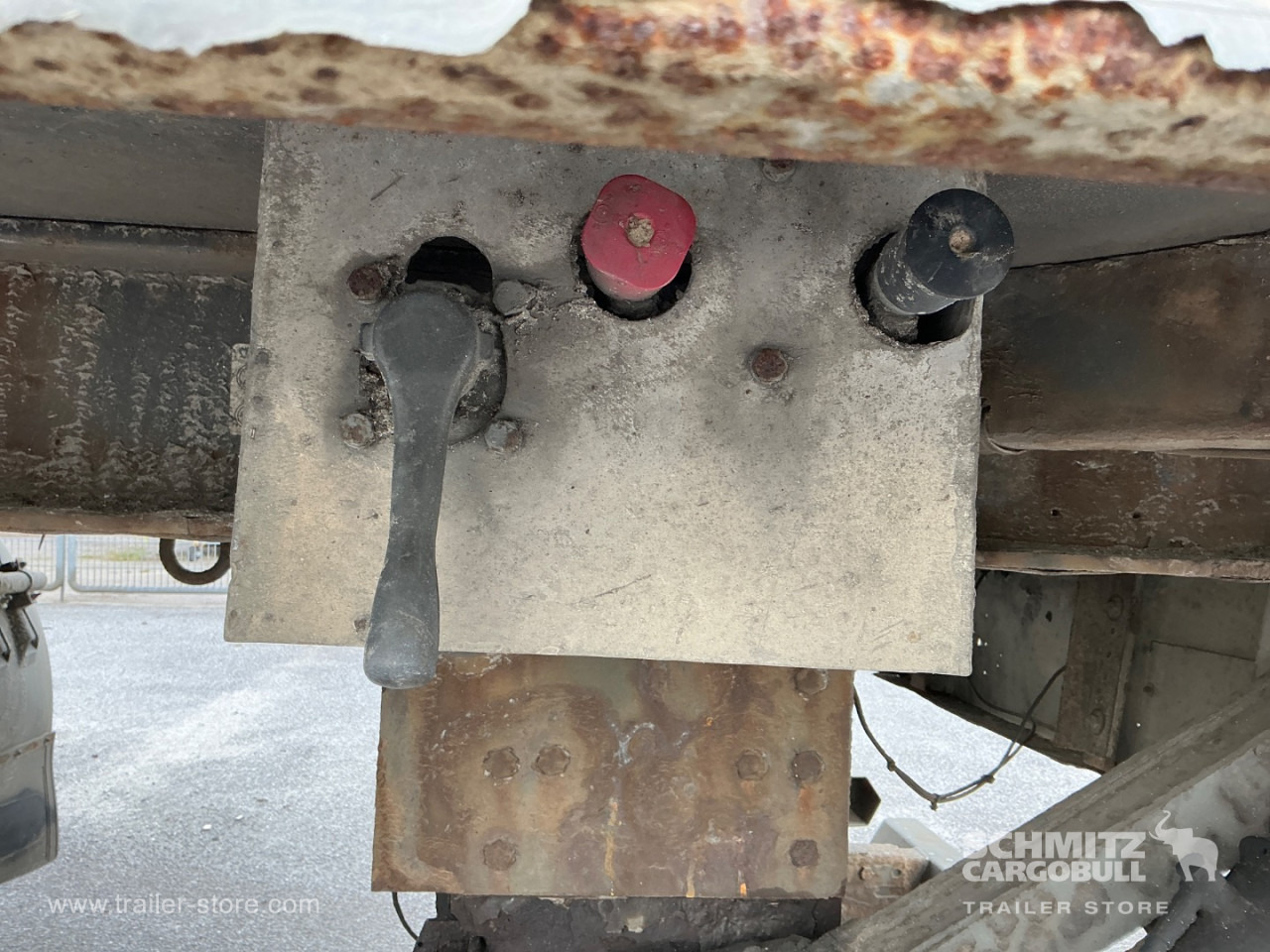 KRONE Dryfreight Standard Taillift - Semirremolque caja cerrada: foto 4 KRONE Dryfreight Standard Taillift - Semirremolque caja cerrada: foto 4