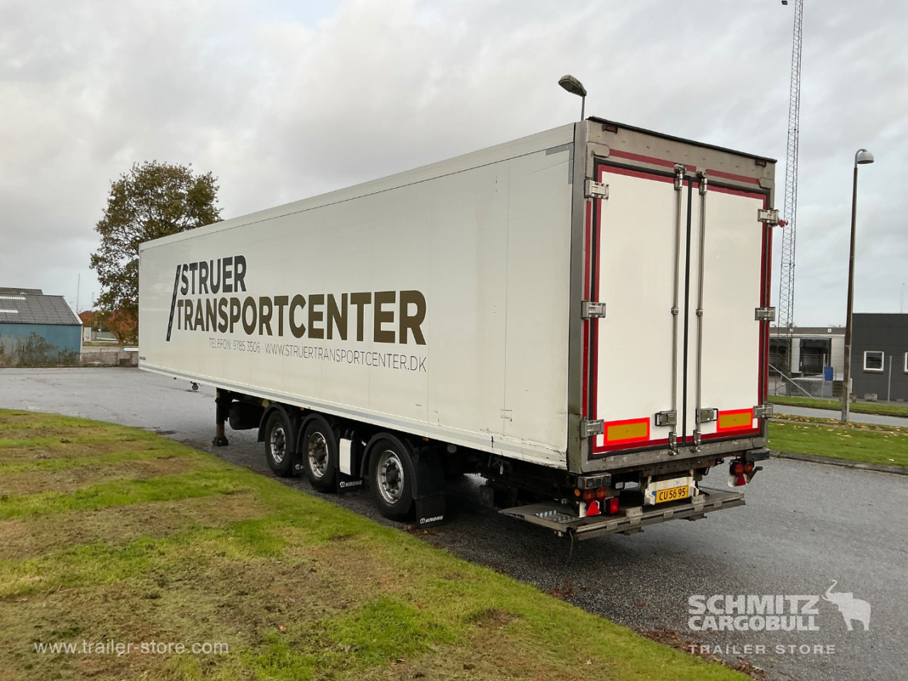 Semirremolque isotérmico KRONE Reefer Standard Taillift: foto 11 Semirremolque isotérmico KRONE Reefer Standard Taillift: foto 11