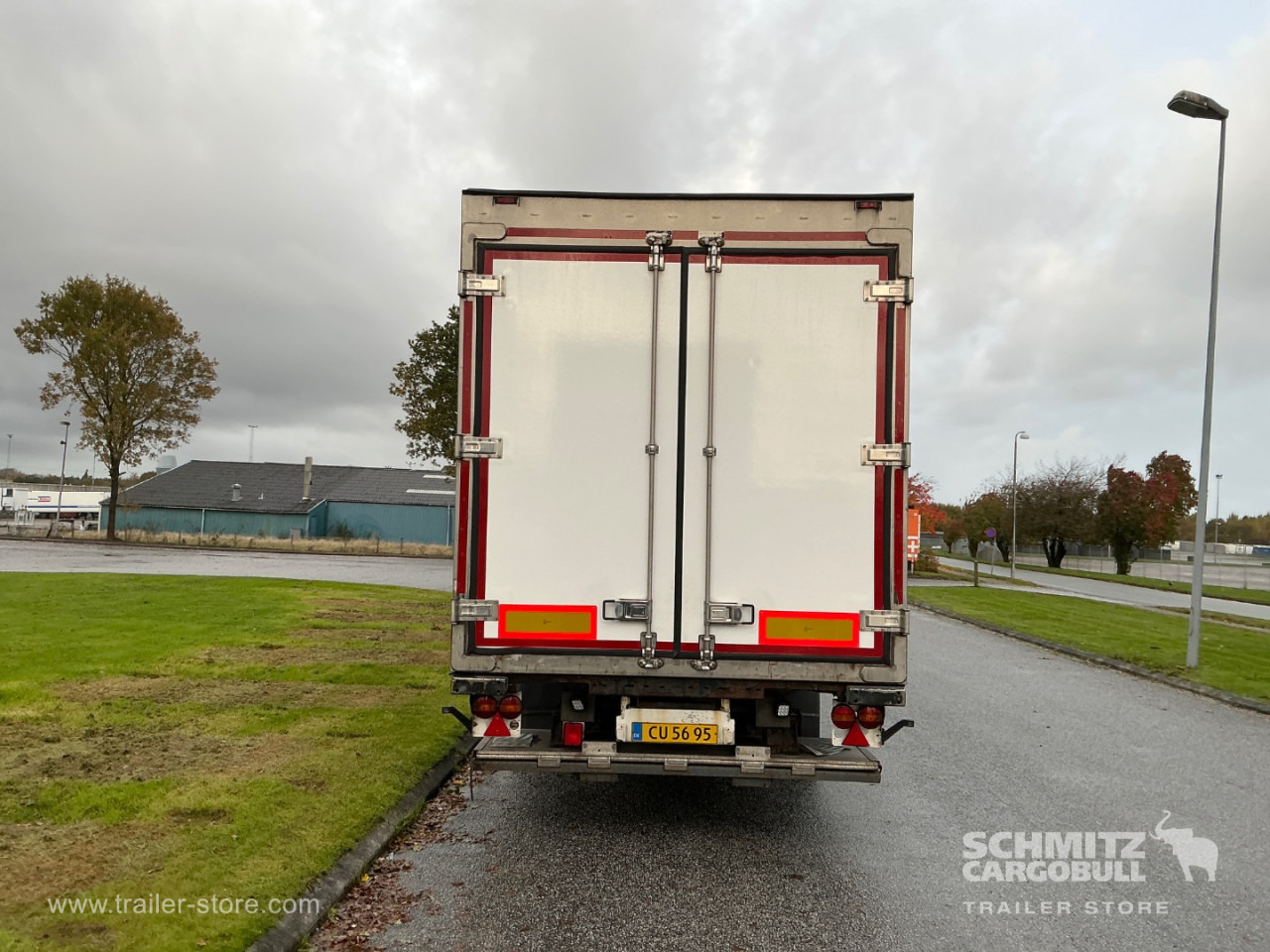 Semirremolque isotérmico KRONE Reefer Standard Taillift: foto 12 Semirremolque isotérmico KRONE Reefer Standard Taillift: foto 12