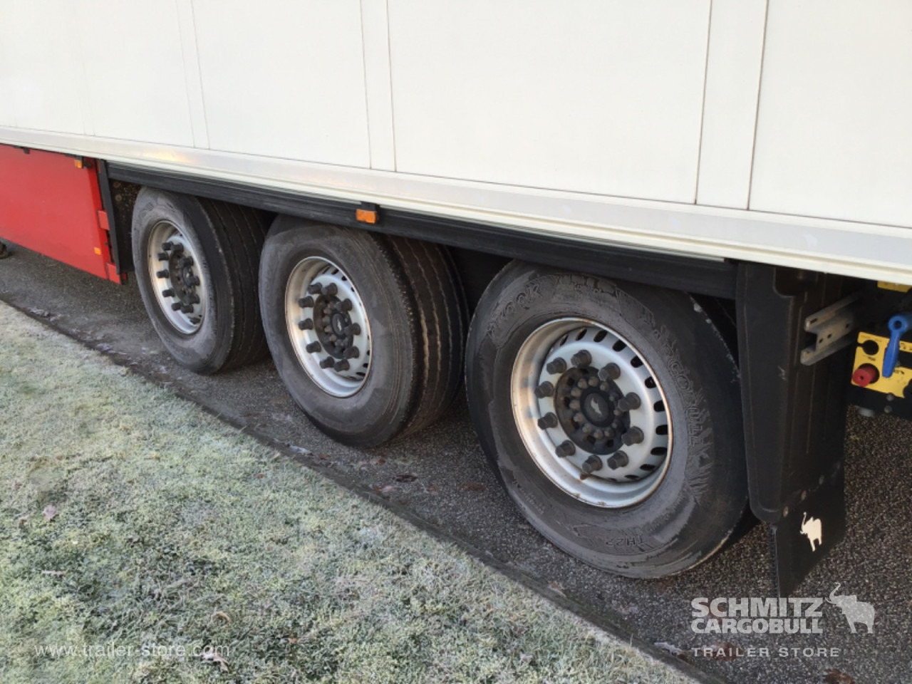 SCHMITZ Reefer Standard Double deck - Semirremolque isotérmico: foto 2 SCHMITZ Reefer Standard Double deck - Semirremolque isotérmico: foto 2