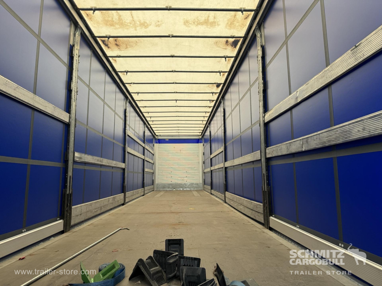 SCHMITZ Curtainsider Standard - Semirremolque lona: foto 4 SCHMITZ Curtainsider Standard - Semirremolque lona: foto 4