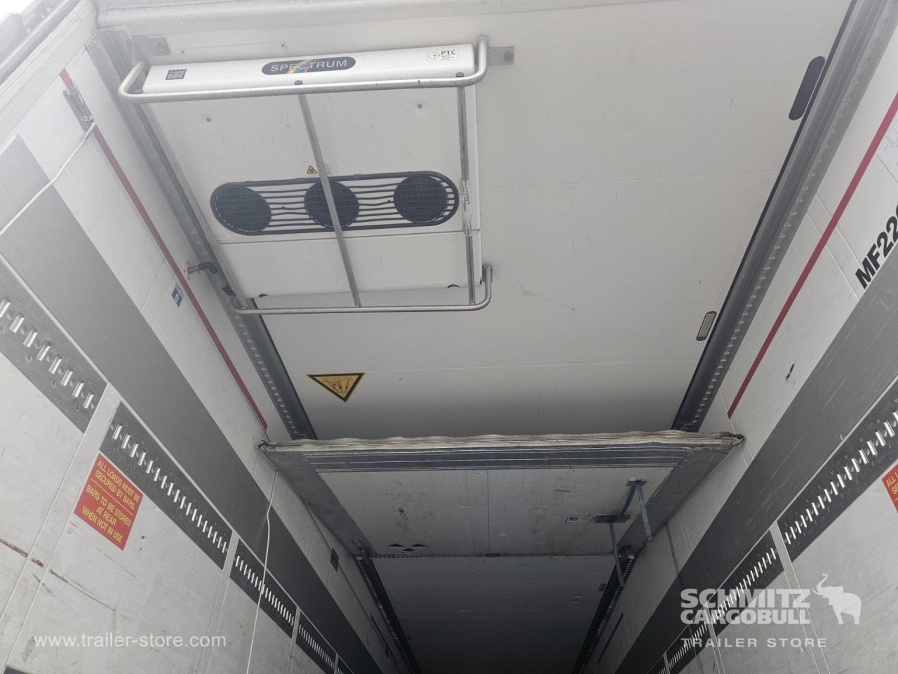 SCHMITZ Reefer Multitemp - Semirremolque isotérmico: foto 5 SCHMITZ Reefer Multitemp - Semirremolque isotérmico: foto 5