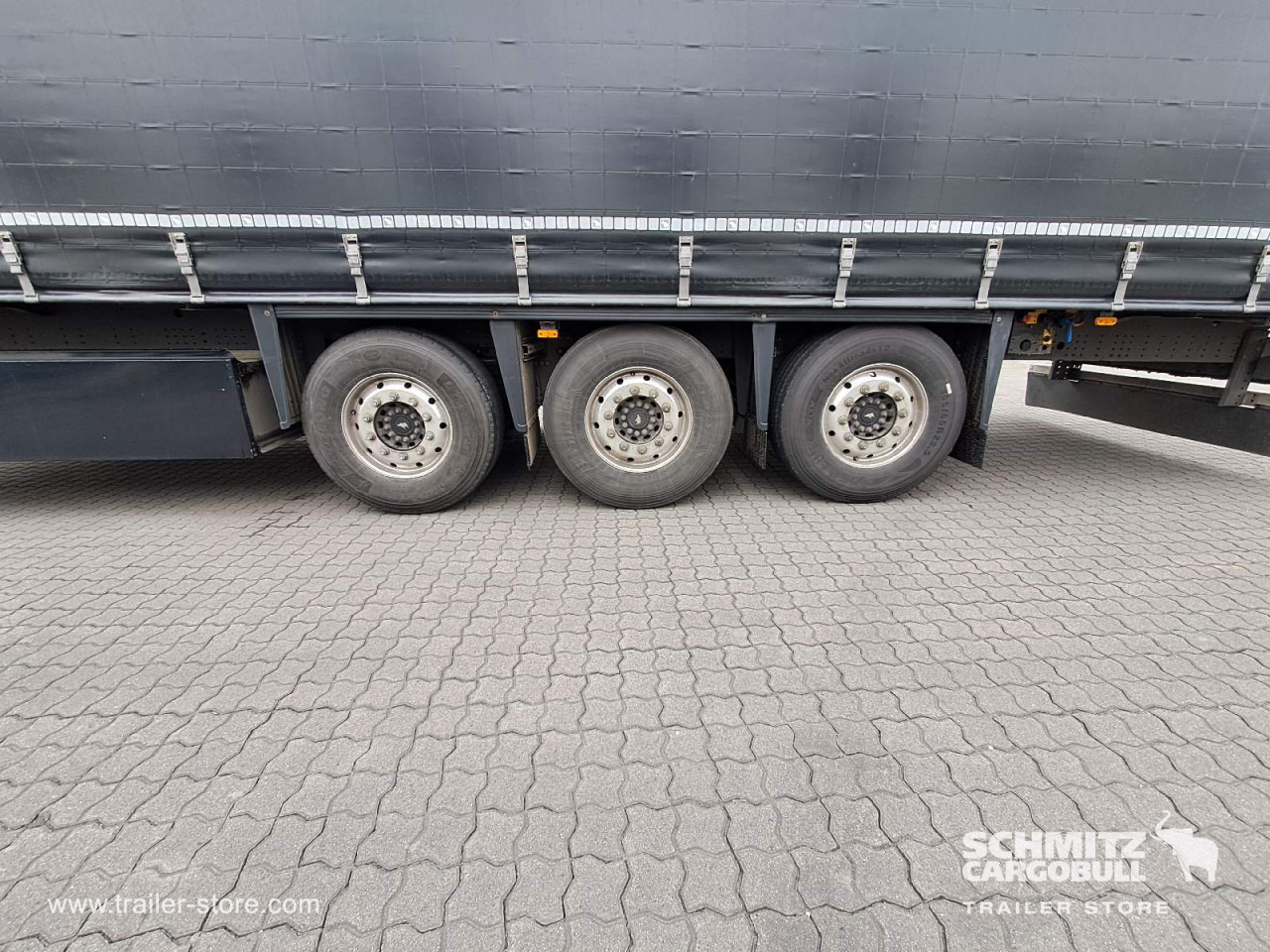 SCHMITZ Curtainsider Standard - Semirremolque lona: foto 2 SCHMITZ Curtainsider Standard - Semirremolque lona: foto 2
