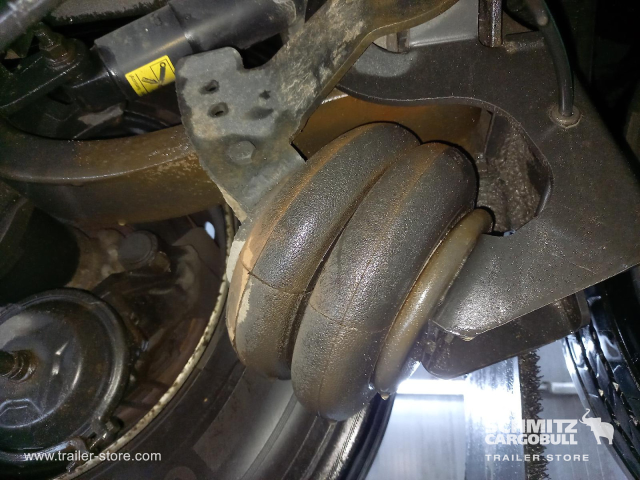 SCHMITZ Reefer Standard Double deck - Semirremolque isotérmico: foto 4 SCHMITZ Reefer Standard Double deck - Semirremolque isotérmico: foto 4