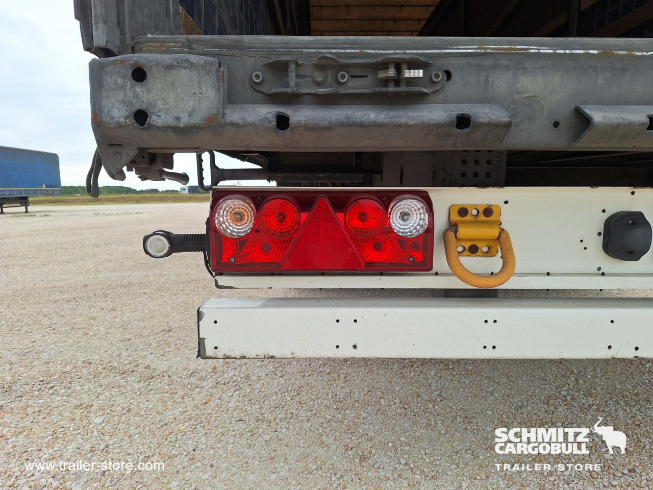 Semirremolque lona SCHMITZ Curtainsider Mega: foto 11 Semirremolque lona SCHMITZ Curtainsider Mega: foto 11