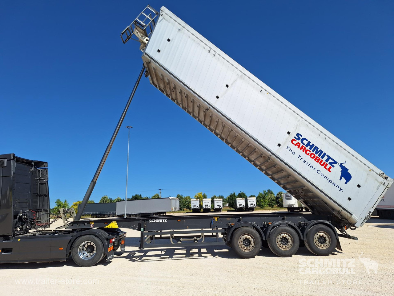 SCHMITZ Tipper Alu-square sided body 54m³ - Semirremolque volquete: foto 5 SCHMITZ Tipper Alu-square sided body 54m³ - Semirremolque volquete: foto 5