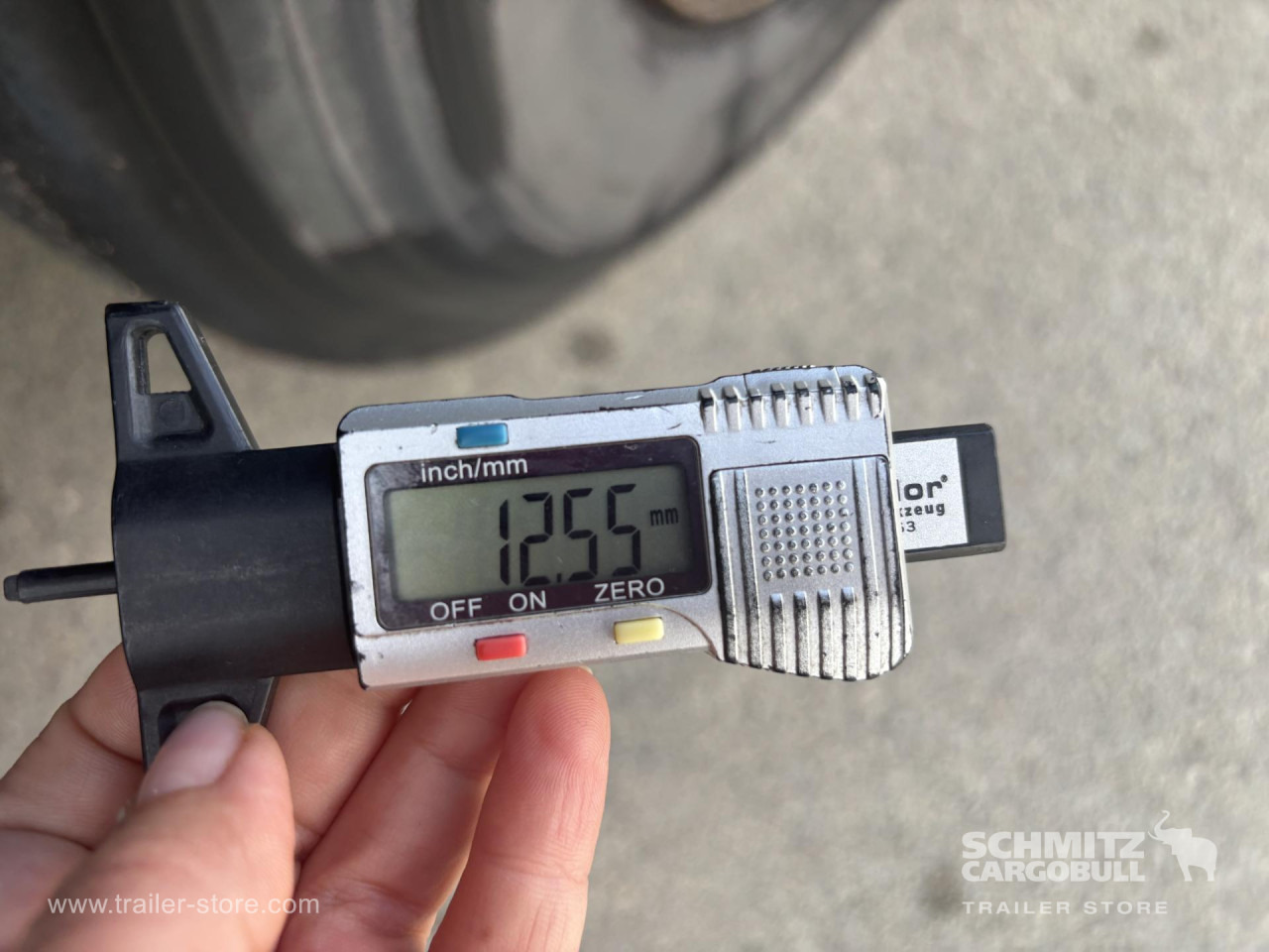 SCHMITZ Curtainsider Standard - Semirremolque lona: foto 2 SCHMITZ Curtainsider Standard - Semirremolque lona: foto 2