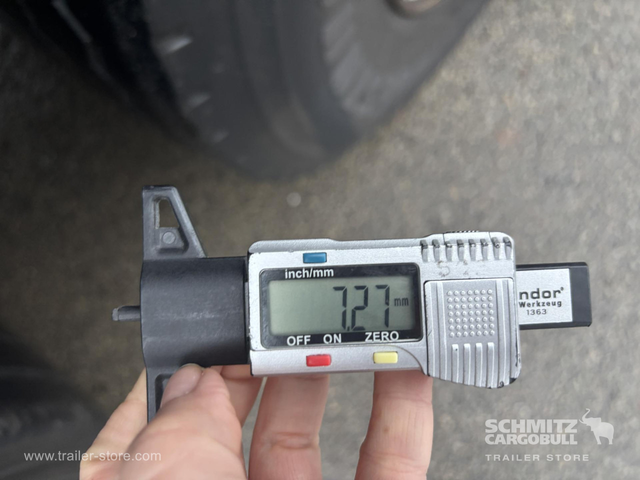 SCHMITZ Curtainsider Standard - Semirremolque lona: foto 4 SCHMITZ Curtainsider Standard - Semirremolque lona: foto 4