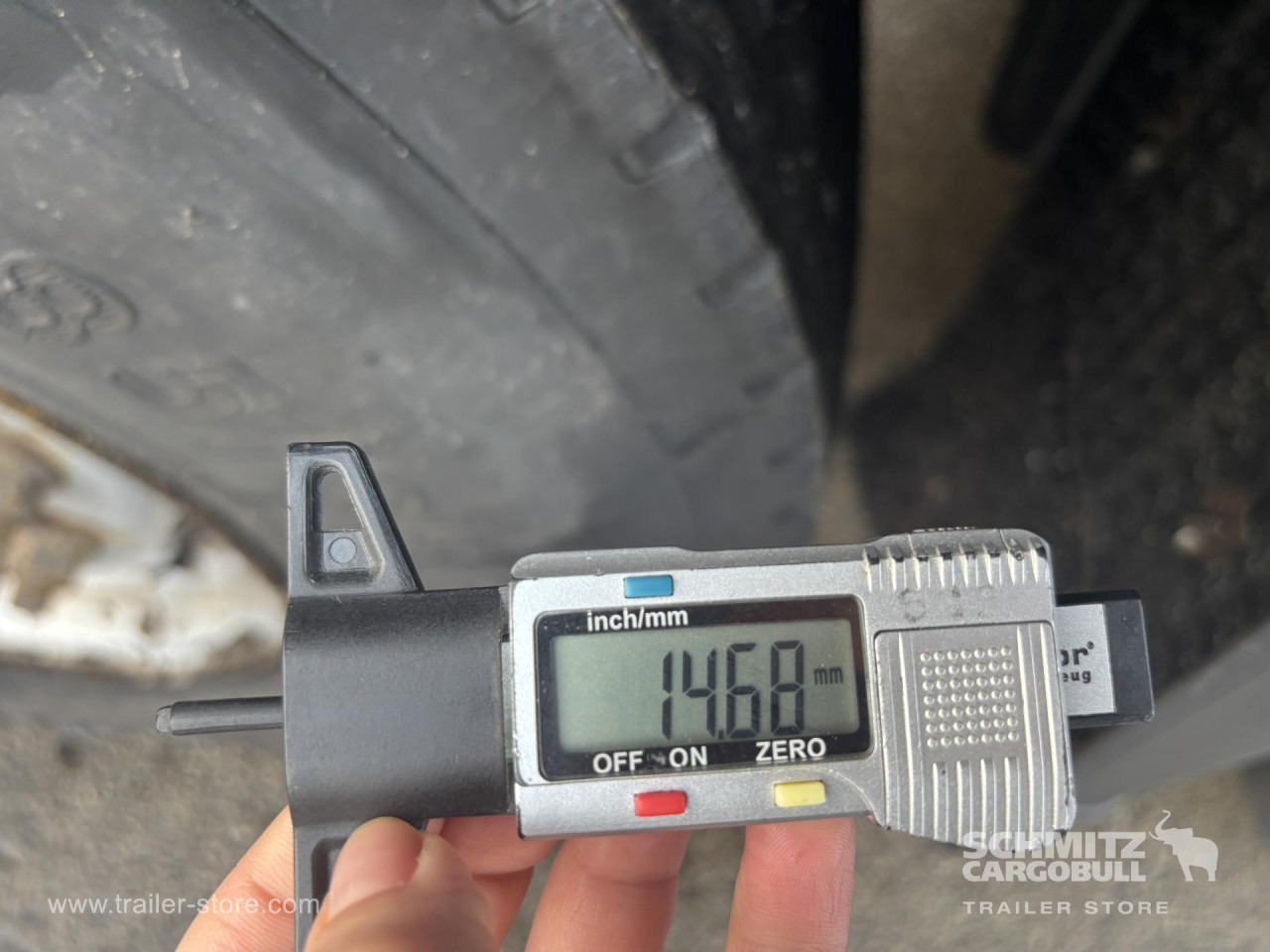 SCHMITZ Curtainsider Standard - Semirremolque lona: foto 2 SCHMITZ Curtainsider Standard - Semirremolque lona: foto 2