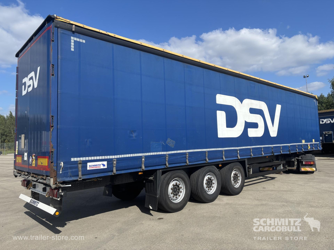 SCHMITZ Curtainsider Standard - Semirremolque lona: foto 1 SCHMITZ Curtainsider Standard - Semirremolque lona: foto 1