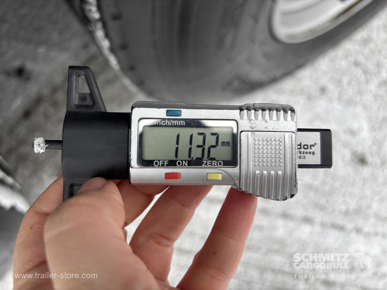 SCHMITZ Curtainsider Standard - Semirremolque lona: foto 3 SCHMITZ Curtainsider Standard - Semirremolque lona: foto 3