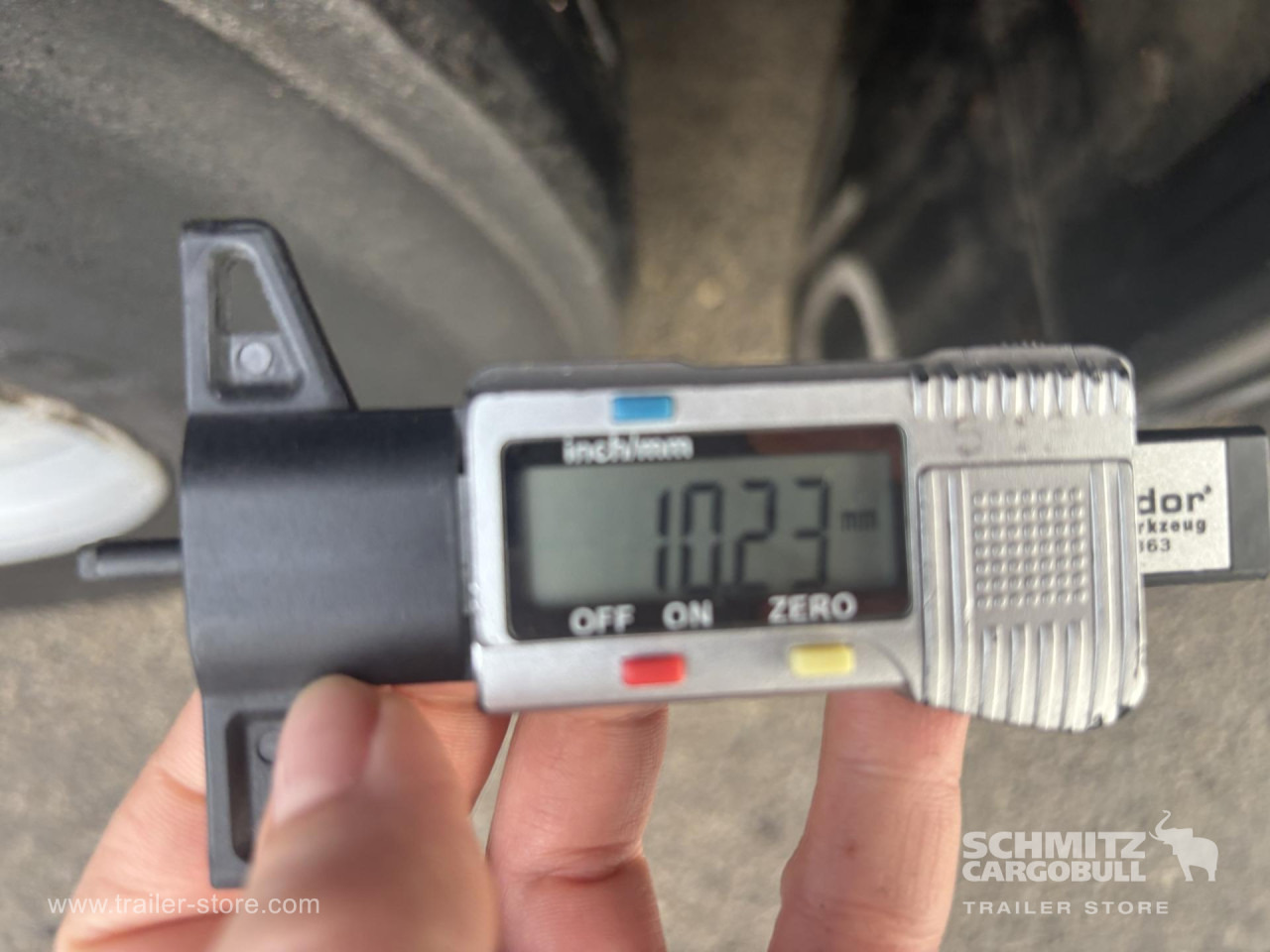 SCHMITZ Curtainsider Standard - Semirremolque lona: foto 4 SCHMITZ Curtainsider Standard - Semirremolque lona: foto 4