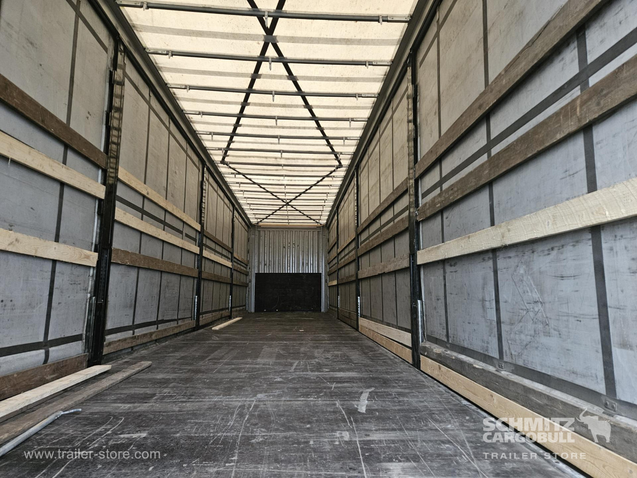 KAESSBOHRER Curtainsider Standard - Semirremolque lona: foto 5 KAESSBOHRER Curtainsider Standard - Semirremolque lona: foto 5