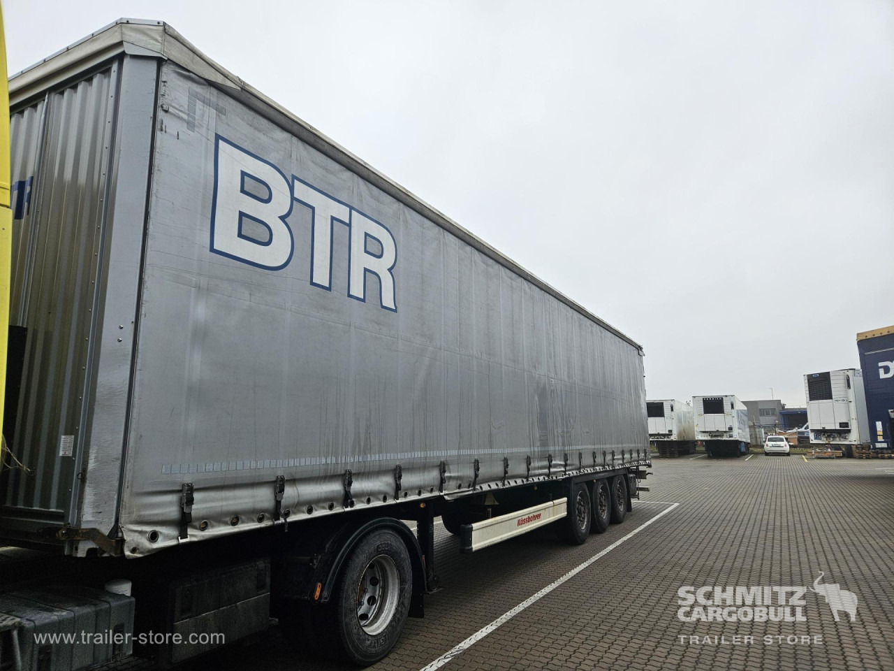 KAESSBOHRER Curtainsider Standard - Semirremolque lona: foto 3 KAESSBOHRER Curtainsider Standard - Semirremolque lona: foto 3