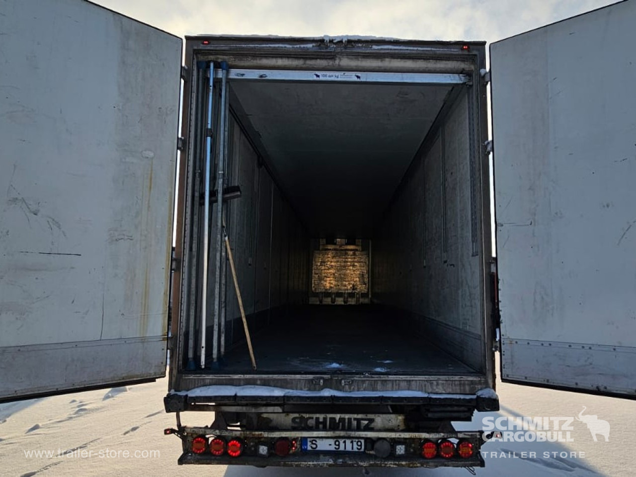SCHMITZ Reefer Foldable wall - Semirremolque isotérmico: foto 5 SCHMITZ Reefer Foldable wall - Semirremolque isotérmico: foto 5