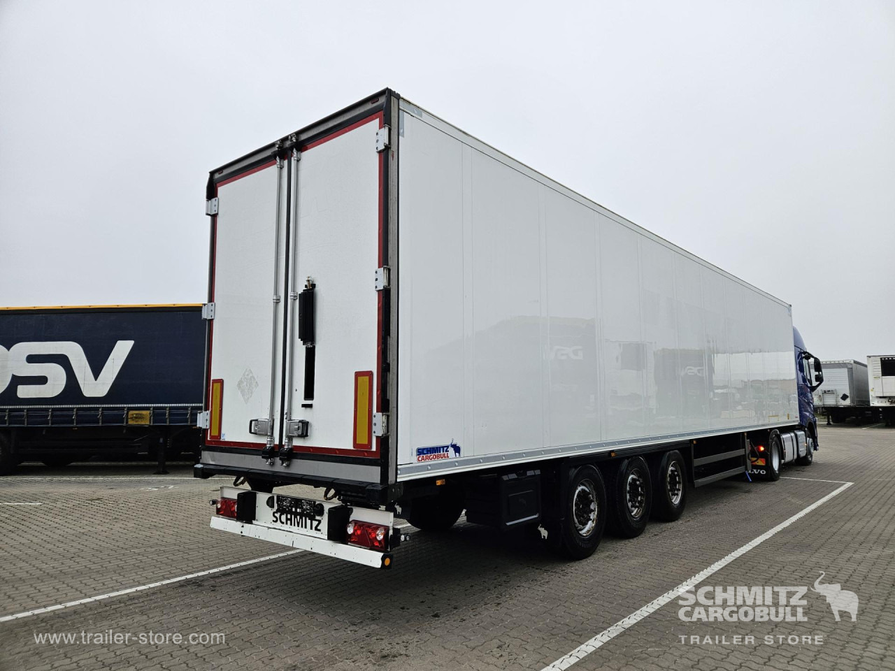 SCHMITZ Reefer Standard Double deck - Semirremolque isotérmico: foto 1 SCHMITZ Reefer Standard Double deck - Semirremolque isotérmico: foto 1