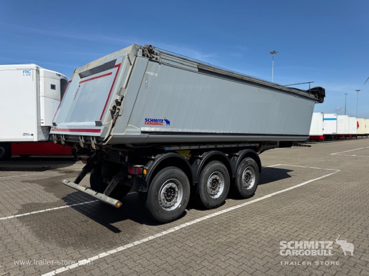 SCHMITZ Oplegger Kipper Standard 27m³ - Semirremolque volquete: foto 1 SCHMITZ Oplegger Kipper Standard 27m³ - Semirremolque volquete: foto 1