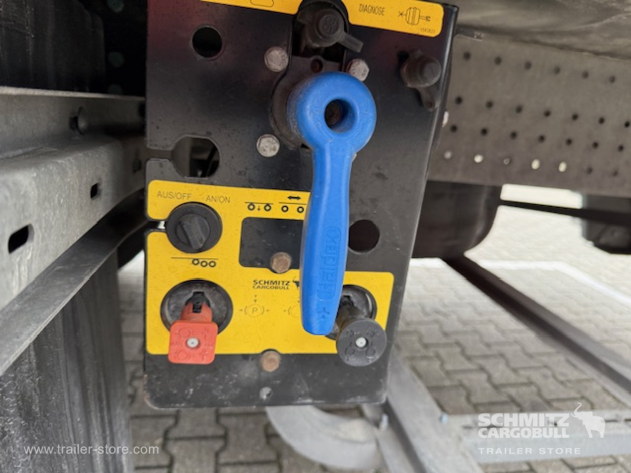 SCHMITZ Oplegger Vries Multitemp - Semirremolque isotérmico: foto 5 SCHMITZ Oplegger Vries Multitemp - Semirremolque isotérmico: foto 5