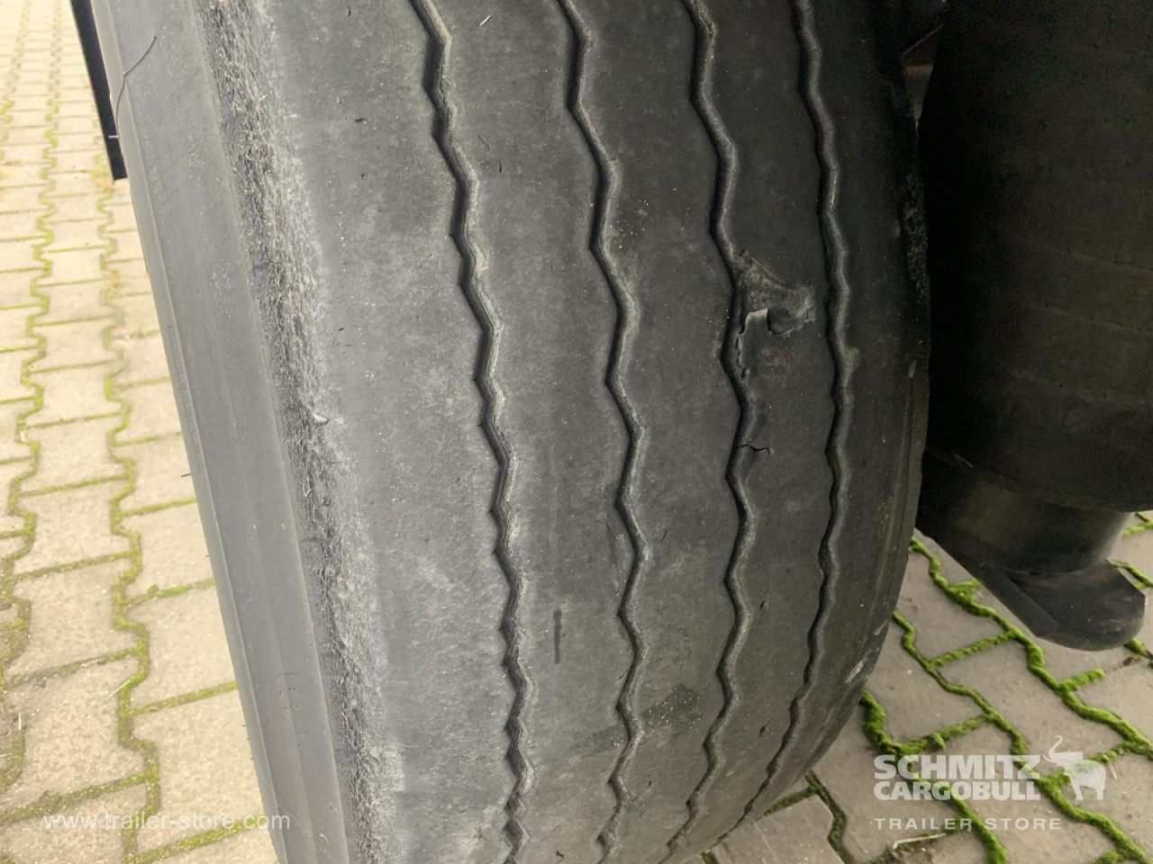 SCHMITZ Reefer Standard - Semirremolque isotérmico: foto 2 SCHMITZ Reefer Standard - Semirremolque isotérmico: foto 2