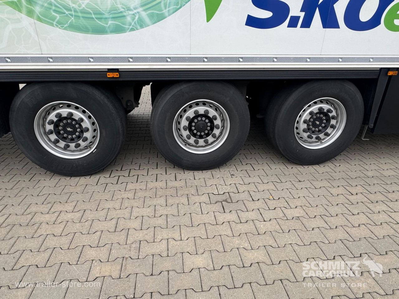 SCHMITZ Reefer Multitemp - Semirremolque isotérmico: foto 2 SCHMITZ Reefer Multitemp - Semirremolque isotérmico: foto 2