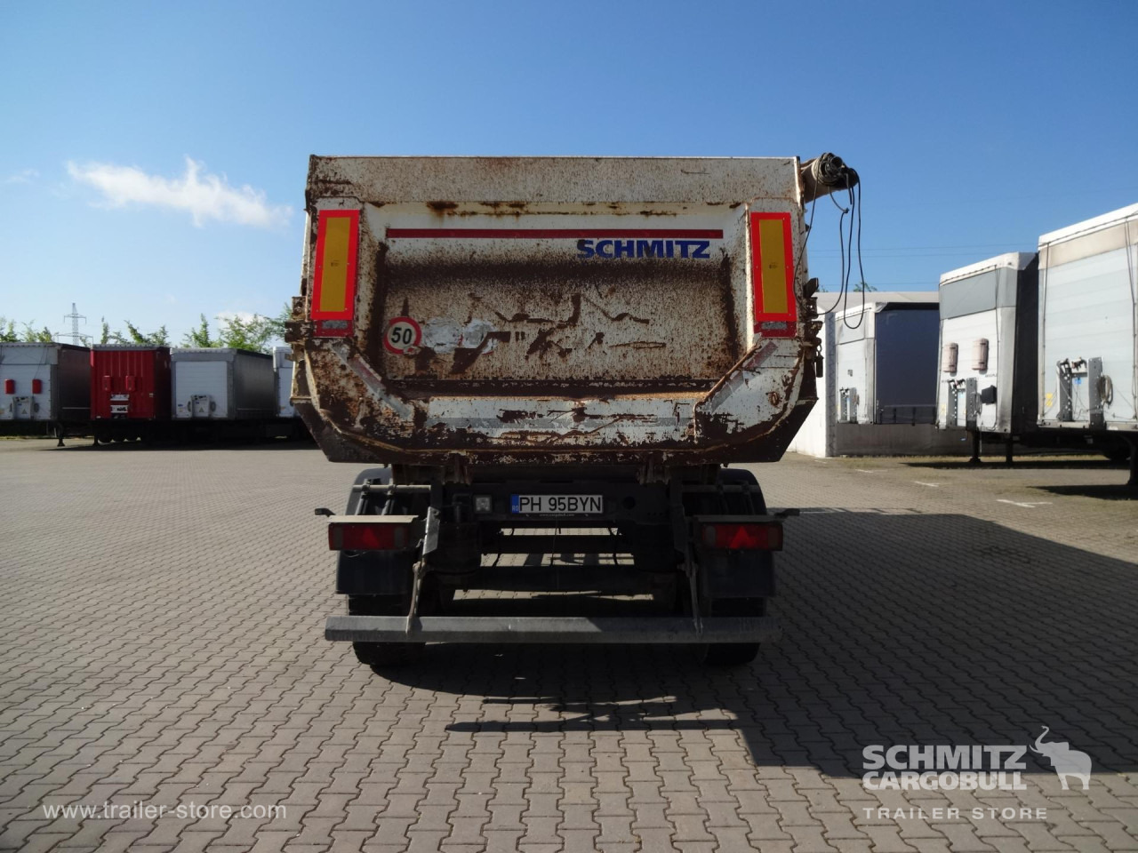 SCHMITZ Tipper Steel half pipe body 28m³ - Semirremolque volquete: foto 5 SCHMITZ Tipper Steel half pipe body 28m³ - Semirremolque volquete: foto 5