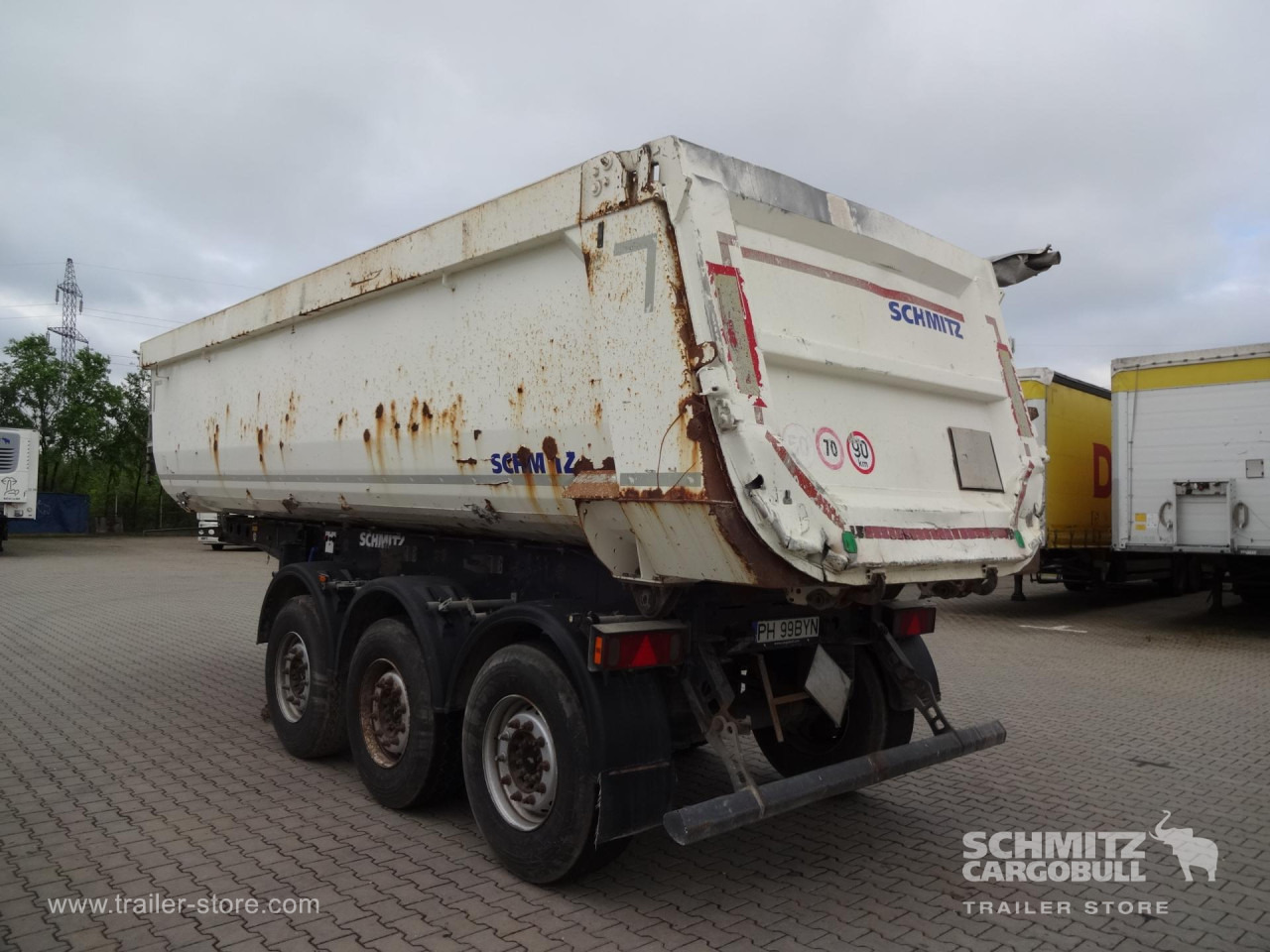 SCHMITZ Tipper Steel half pipe body 28m³ - Semirremolque volquete: foto 1 SCHMITZ Tipper Steel half pipe body 28m³ - Semirremolque volquete: foto 1