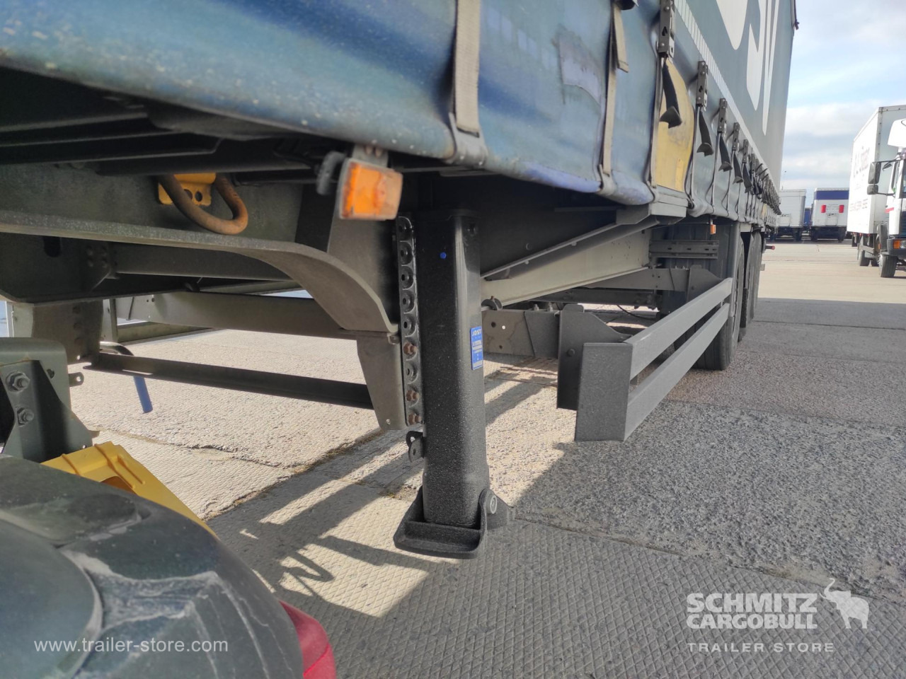SCHMITZ Напівпричіп Стандартний - Semirremolque lona: foto 4 SCHMITZ Напівпричіп Стандартний - Semirremolque lona: foto 4