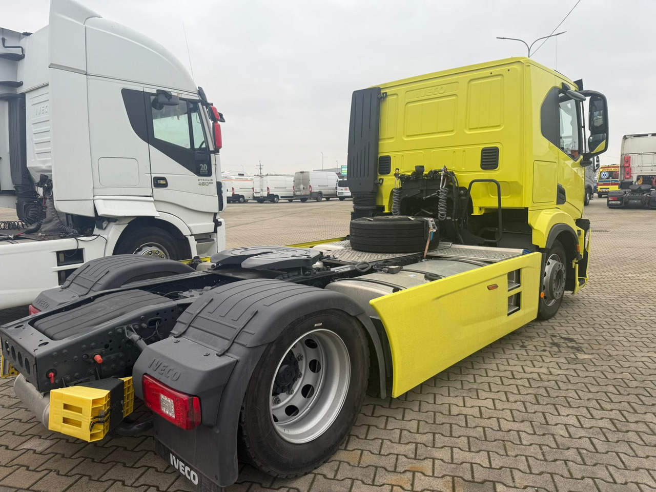 IVECO S-WAY 480 AT440 tractor unit / 2022 / 130 tho. km / Retarder - Cabeza tractora: foto 3 IVECO S-WAY 480 AT440 tractor unit / 2022 / 130 tho. km / Retarder - Cabeza tractora: foto 3